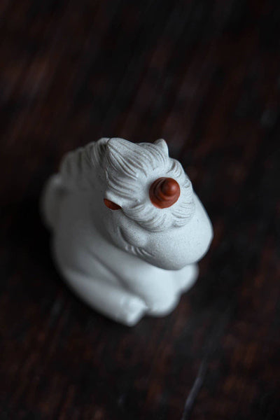 Gohobi Handmade unicorn ornaments white horse Tea pets ceram