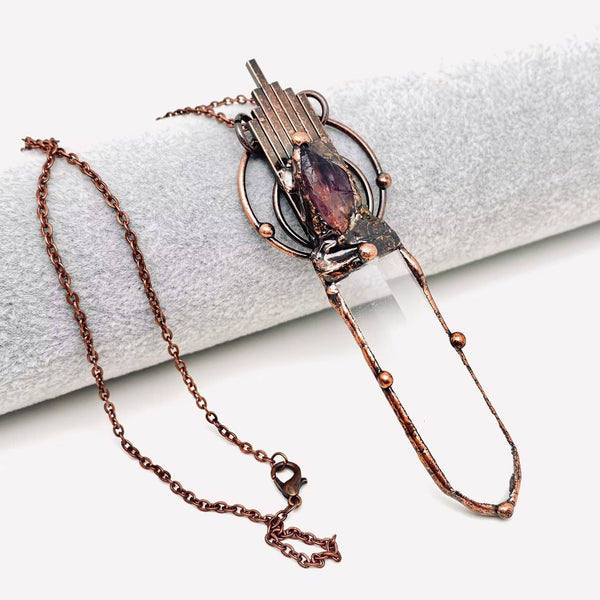 Vingtage Sword-Shaped Stone Crystal Pendant Necklace - CS