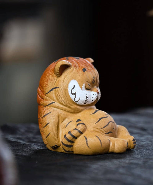 Gohobi Handmade sleepy tiger ornaments Tea pets ceramic YiXi