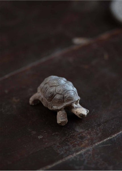 Gohobi Handmade Ceramic YiXing Clay Land Turtle Ornament Tea