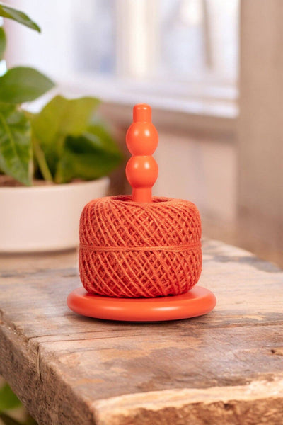 BRITISH COLOUR STANDARD - Wooden Twine Holder with Jute Ball in Orange Flame