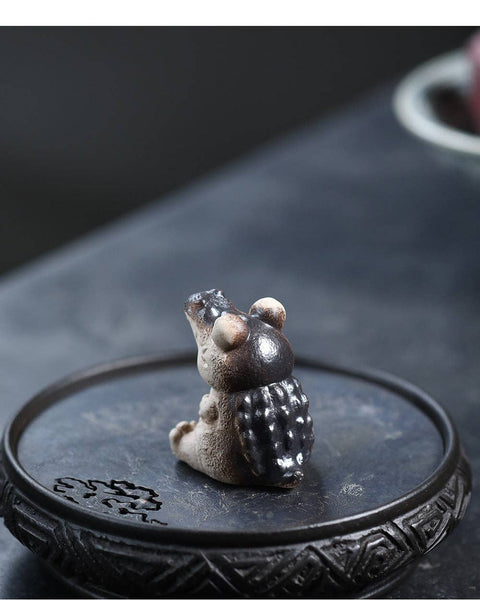 Gohobi Handmade Ceramic YiXing Clay Seating Crocodile Orname