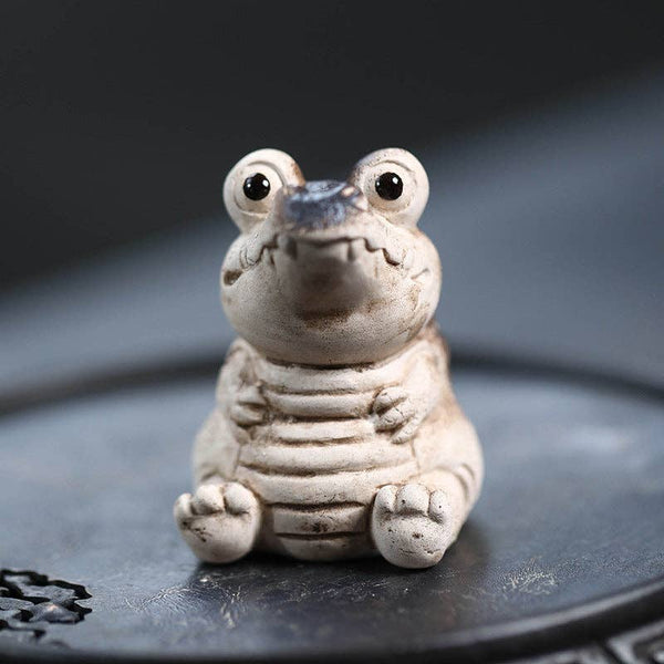 Gohobi Handmade Ceramic YiXing Clay Seating Crocodile Orname