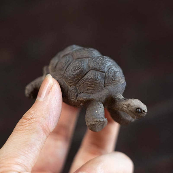 Gohobi Handmade Ceramic YiXing Clay Land Turtle Ornament Tea