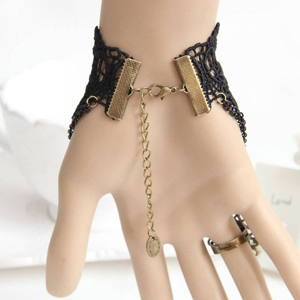 HALLOWEEN  GOTHIC LACE BRACELET WITH RING JEWELRY_CWMM0149