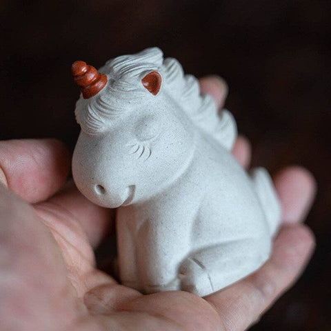 Gohobi Handmade unicorn ornaments white horse Tea pets ceram
