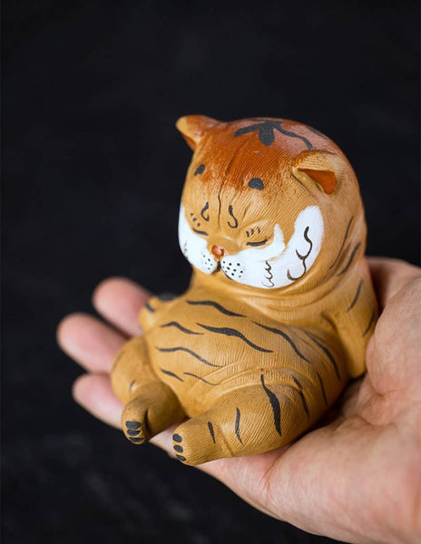 Gohobi Handmade sleepy tiger ornaments Tea pets ceramic YiXi